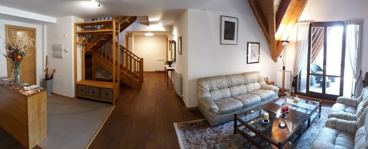 Excelsior. Espectacular Y Exclusivo Apartamento En Sallent De Gallego. Kültér fotó