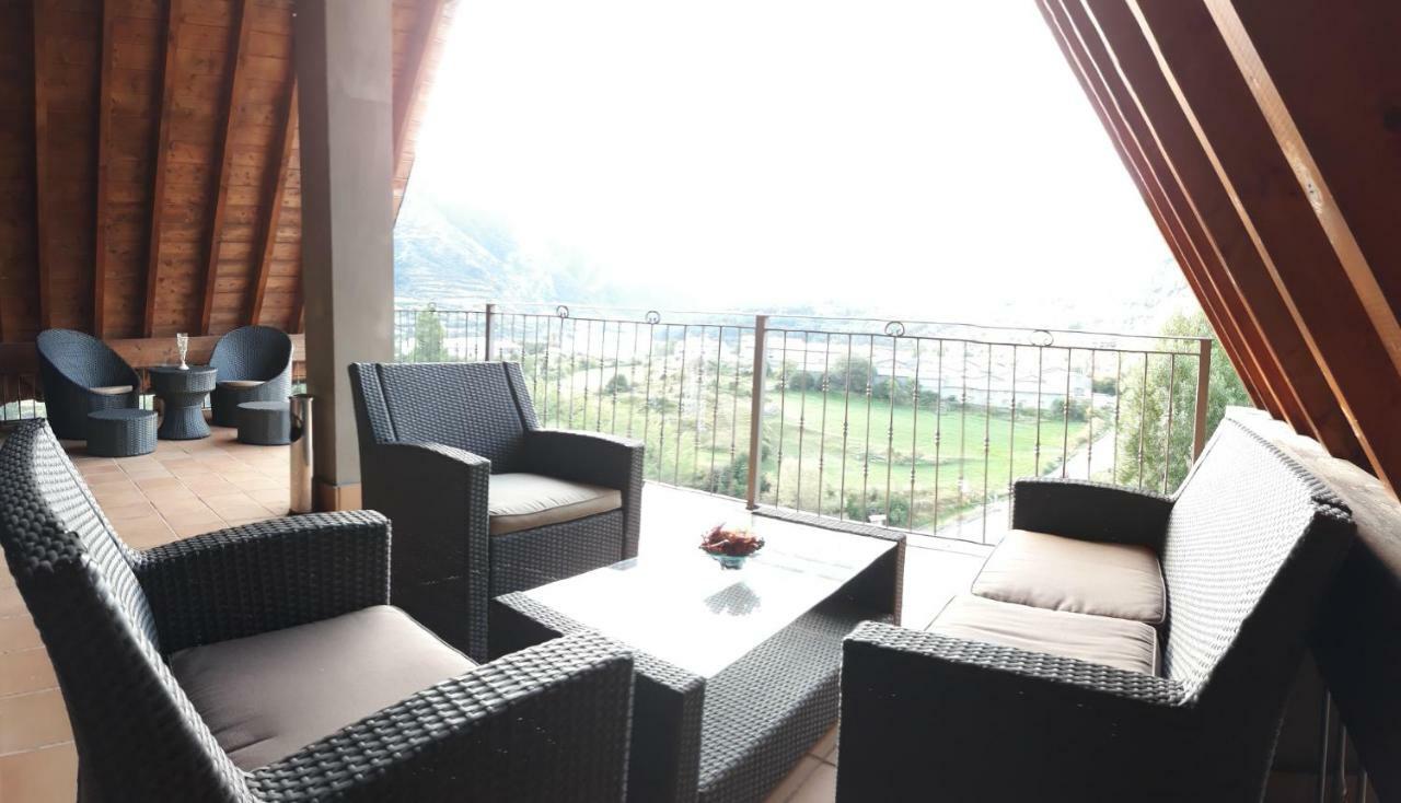 Excelsior. Espectacular Y Exclusivo Apartamento En Sallent De Gallego. Kültér fotó